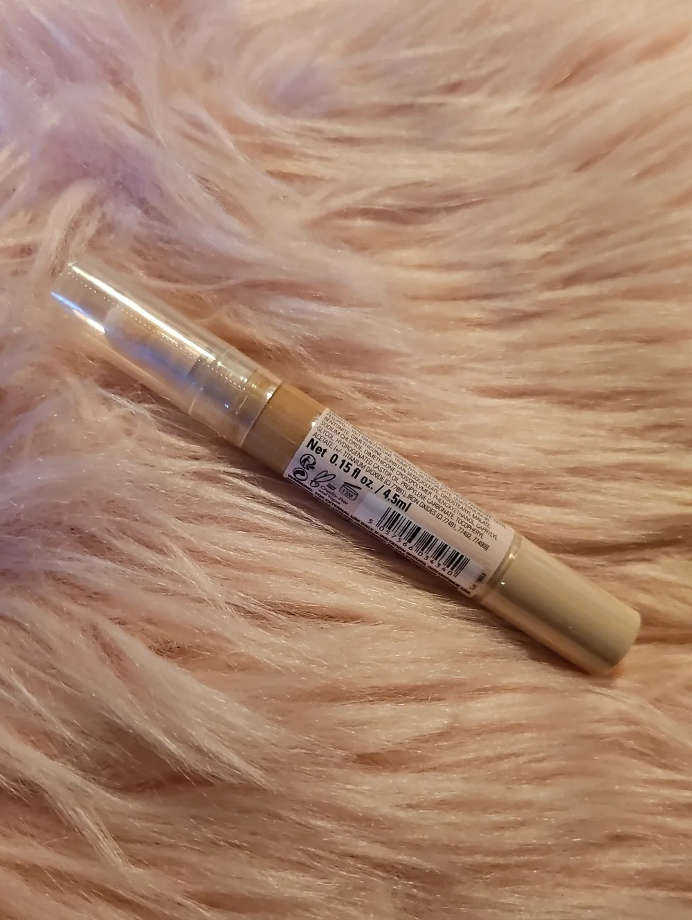 🆕️SEALED Makeup Revolution Fast Base Concealer C11